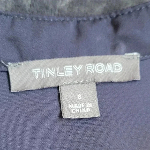 SIZE SMALL Tinley Road Silky Split-Neck Smocked Waist Drawstring Dress, Blue - Picture 5 of 10